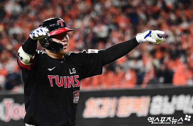 LG-김현수, 분명 '같은 곳' 바라보고 있었는데…'박찬호·강백호' 최대어보다 뜨거워진 '30대 후반' 베테랑 거취 논란