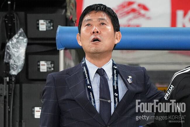 ‘눈물 펑펑’ 日 모리야스 감독, 기자회견서 갑자기 오열…“하늘에 계신 분들 위해 싸우겠다”