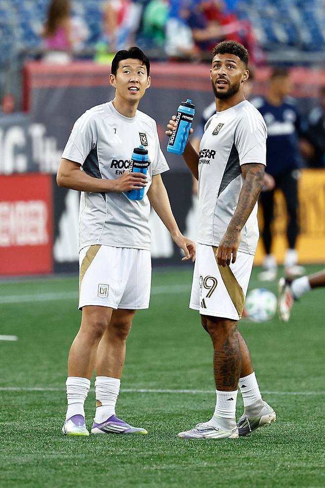 ‘초대박’ MLS 뒤흔들 삼각편대 뜬다, 손흥민·부앙가 그리고 레반도프스키…“은퇴는 없다” 현역 의지 강한 ‘득점 기계’ LA FC 이적설