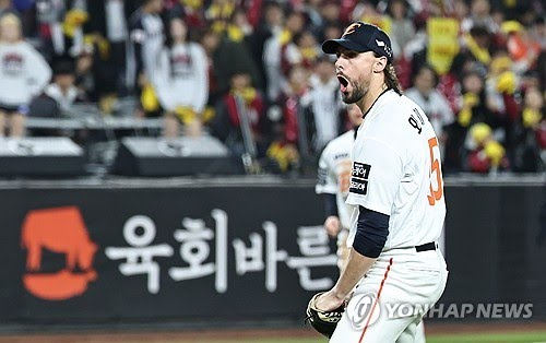 '와이스, 왜 잴까' 한화, 최악 상황 직면? 'NO' 왕멩천과 정우주 선발로 쓰면 되잖아...엄상백까지 7명 로테이션 경쟁