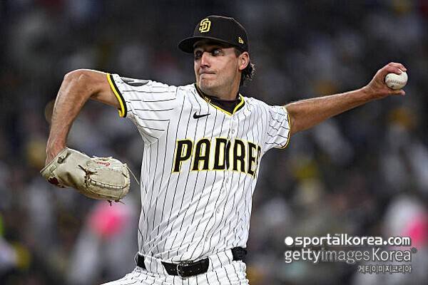 73억→36.5억 '반토막', 그럼에도 '최동원상 에이스'는 MLB 잔류를 택했다…'ERA 5.86' 부진 딛고 정착할 수 있을까