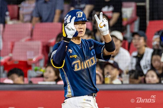 100억도 너무 적다? 26살에 FA되는 유격수가 벌써 이러면…NC는 일단 흐뭇하게 봅니다