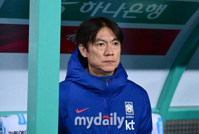 '파격 그 자체' 손흥민·이강인·김민재 빼고 모두 바꿨다...옌스 스타팅+스리백, 가나전 선발 명단 공개 [MD현장]