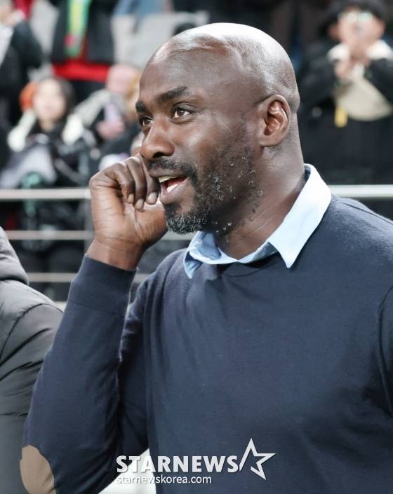 '韓日 축구 비교해달라' 가나 감독