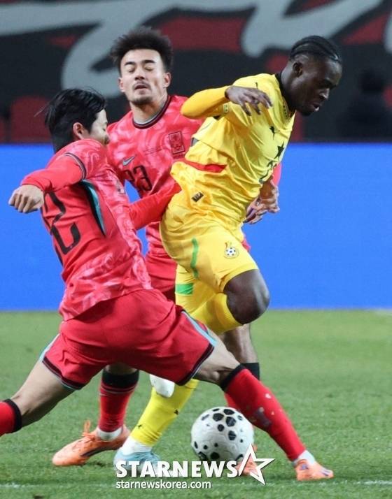 '韓日 축구 비교해달라' 가나 감독