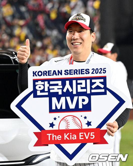 ‘와 미쳤다’ 두산 하루에만 96억 썼는데 끝 아니다? 김현수 쟁탈전도 최후 승자 되나