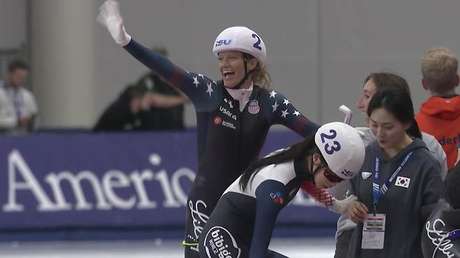 [단독] 한 바퀴 덜 돌고도 우승?…‘황당 심판진’에 한국 눈물