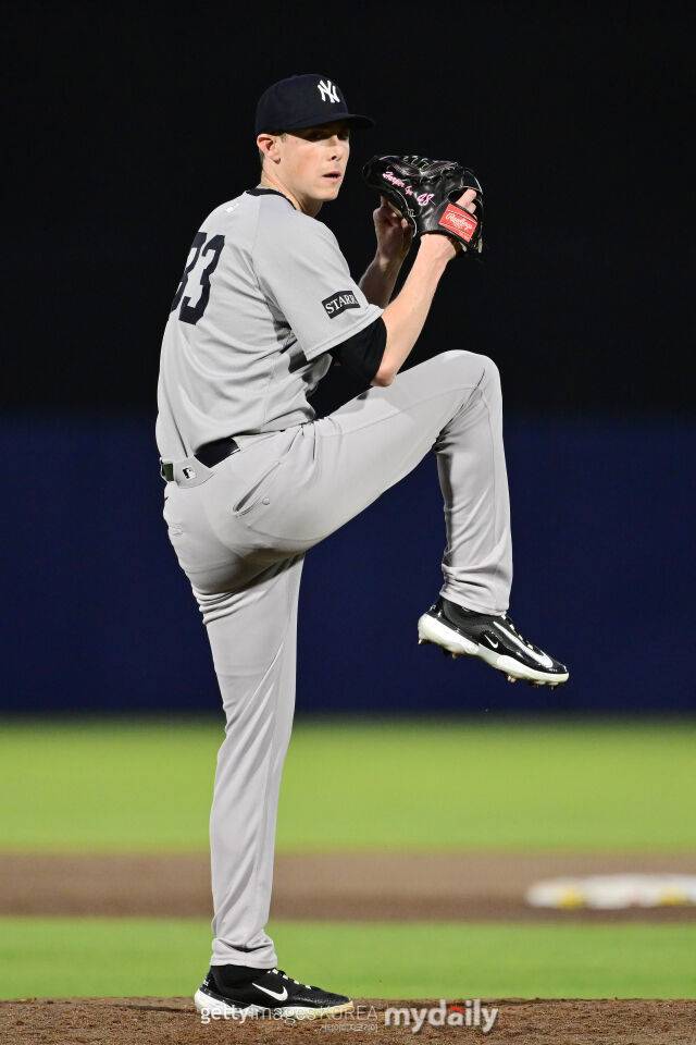 한때 16승→11승 투수, 이 팀이 또 데리고 간다…29억→40억 올랐다