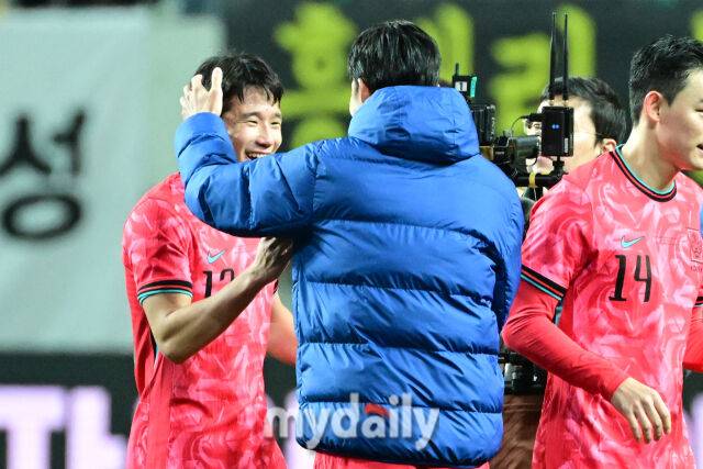 LAFC의 조기 복귀 요청, 하지만 '캡틴' 손흥민은 한국에 남았다...