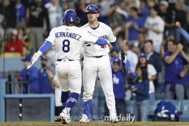 김혜성-오타니와 함께 한 지 4개월도 안 됐는데…트레이드→WS 우승→방출, 1할대 포수 이렇게 떠나다