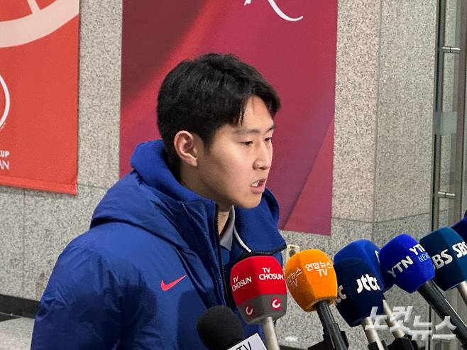 '51계단 아래 가나에 졸전' 이강인, 홍명보호에 일침