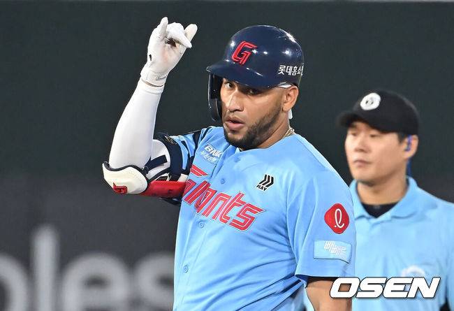 '80억' 박찬호 대신 '최대 14억' ML 올스타 유격수?…검증된 202안타 외인 포기할 정도인가