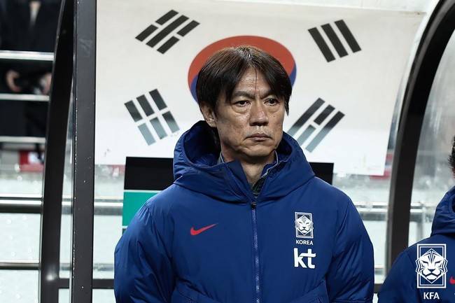 [IN POINT] '해줘 축구' 비판 나올 수밖에 없는 이유...손흥민 프리킥 골 이어 이강인 원맨쇼