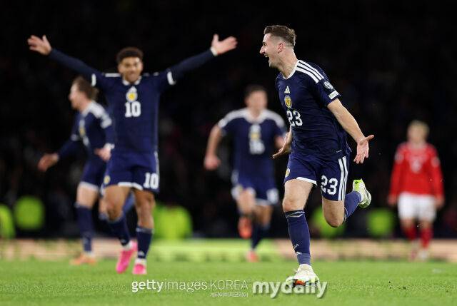 '한국 월드컵 조추첨 포트2 경쟁자 제거했다'…초장거리 원더골 폭발, 28년 만의 본선행 성공