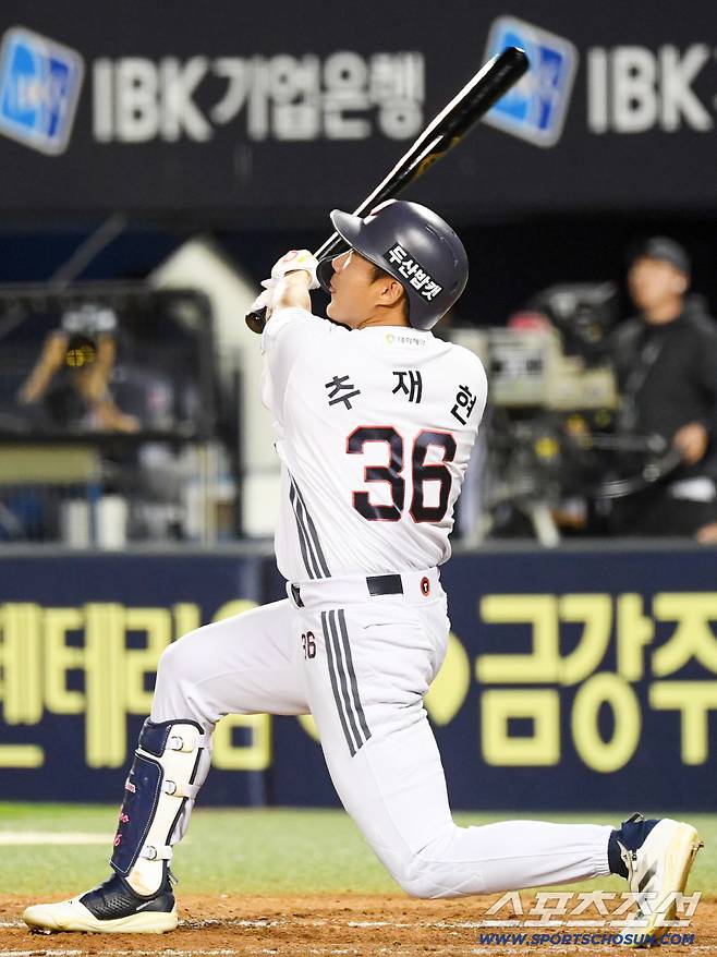 '초대형 트레이드 주인공'도 풀렸다! 스캠 MVP였는데.. 1년 만에 '롯데→두산→키움' [2차 드래프트]