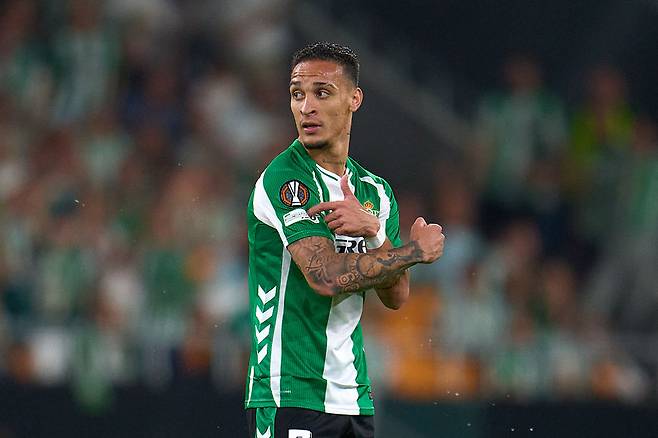 “콤파니 감독님이 제게 직접 전화해서…” 김민재, 맨체스터 유나이티드서 ‘최악의 먹튀’ 오명 쓴 안토니와 동료될 뻔한 사연