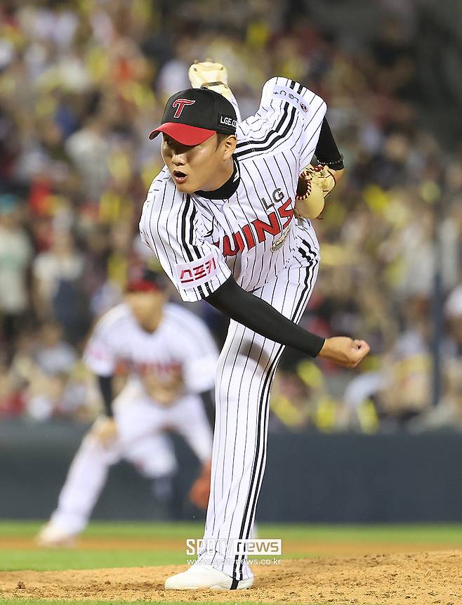 롯데는 왜 '음주물의' 실패한 1차지명 투수를 데려왔나…