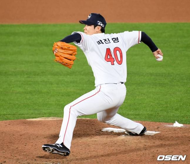 '삼성·LG 1차지명+150㎞ 1R 좌완' 모두 롯데가 품었다! 선발 자원 싹쓸이 '어떤 점'에 주목했나