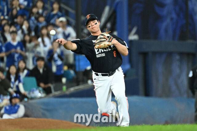 '미쳤다' 30홈런 100타점에 수비이닝도 1위라니…송성문은 120억, 이 선수 얼마줘야 하나