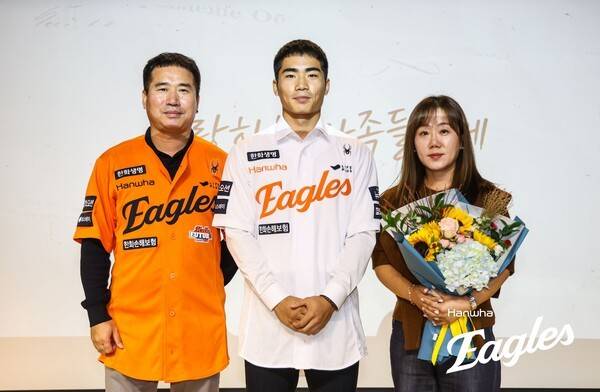 강백호 샀고 페라자 영입설까지, 그럼 중견수는? '이대호 극찬' 신인 쓸까, 아니면 박해민 영입전 참전할까