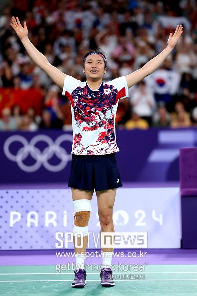 안세영, 35,625달러 돈방석 보인다! 호주오픈서 순식간에 8강까지 진출...챔피언에게 주어지는 상금 독식할까