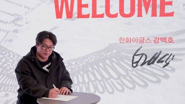 “진짜 좋은 시스템이네요” 한화맨 강백호는 몬스터월에 흥분했다…좌타자라서 불리해? 발상의 전환