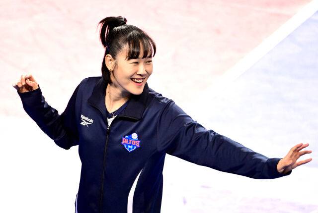 어쩔 수 없이 떠났지만 10년간 함께 했던 팀, 친정팀 선수와 코치까지 여전한 우정 [유진형의 현장 1mm]