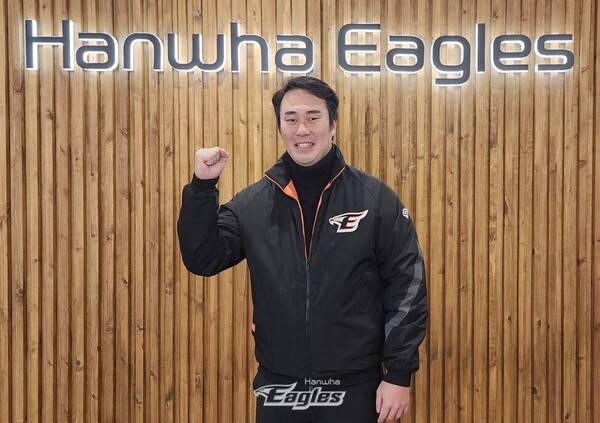 '류현진 절친' 한화 원클럽맨도, 한때 마무리 투수도, 필승조도 방출 칼바람...프로는 냉정하다 [더게이트 이슈]