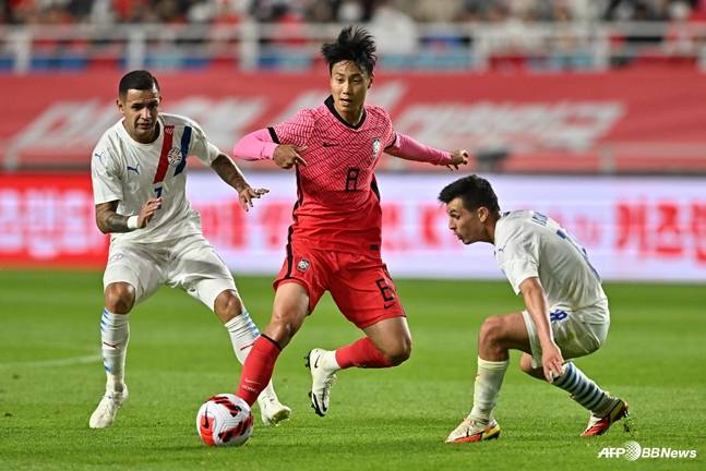 세탁기에 여권까지 돌려 A매치 불참한 '황당' 축구선수가 있다