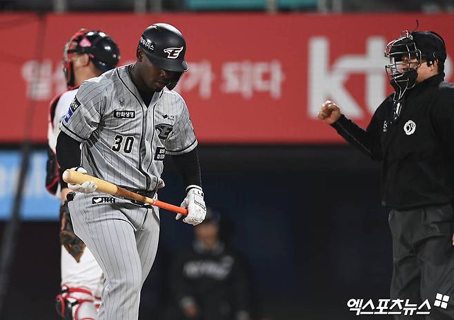 '한화 유턴 초읽기?' 페라자, 원소속팀 결별 '공식발표' 떴다…