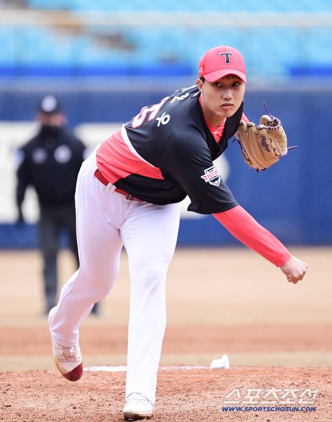 '돌연 임의해지' 1R 유망주 KIA 유니폼 벗었다…