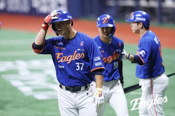 '타율 0.080' 김경문 신뢰에도 끝내 살아나지 못한 16홈런 좌타 거포…끝내 방출 '칼바람' 못 피했다