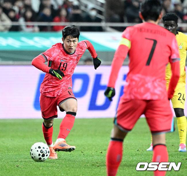 홍명보 감독 ‘이강인 해줘 축구’에 대한 이강인 답변 “그런 이야기 신경쓰지 않는다” [서울톡톡]