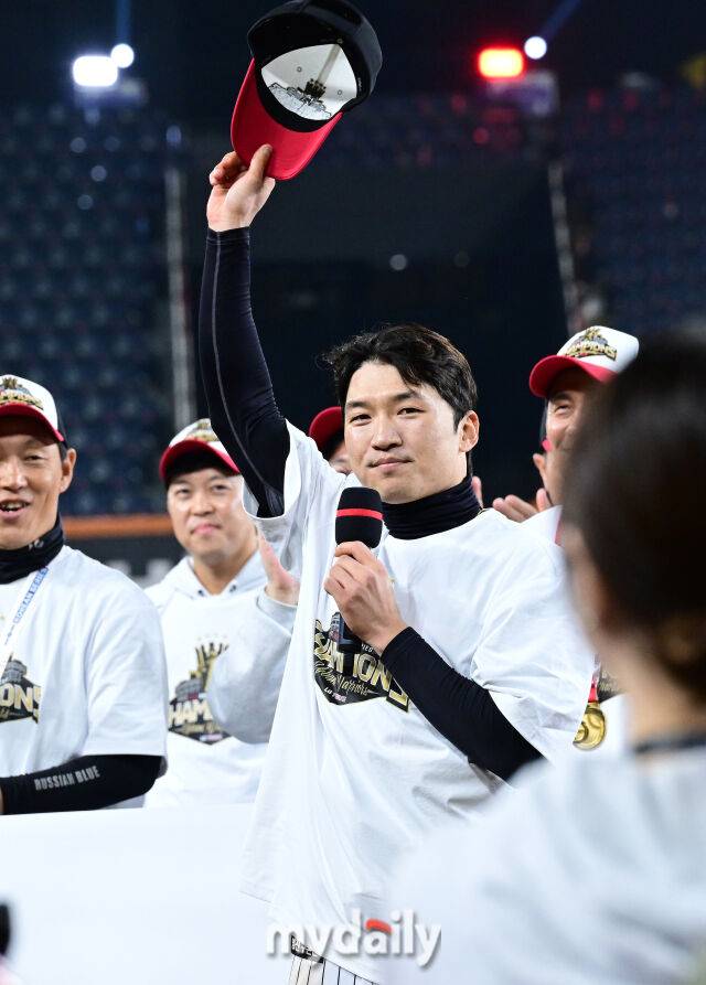 “그동안 즐거웠다” 박해민 장난에 LG 선수들 가슴 철렁하지 않았나요…트중박의 낭만, 돈보다 ‘종신 LG’