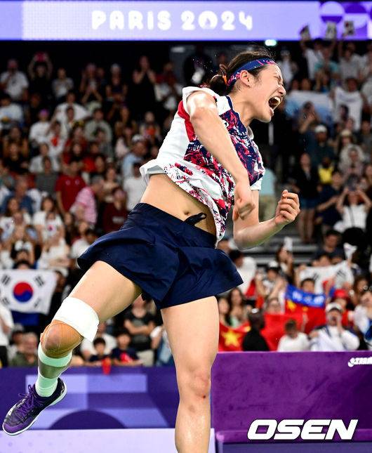 안세영 또 터졌다! 시즌 10승 눈앞...세계 배드민턴 역사 갈아엎는다