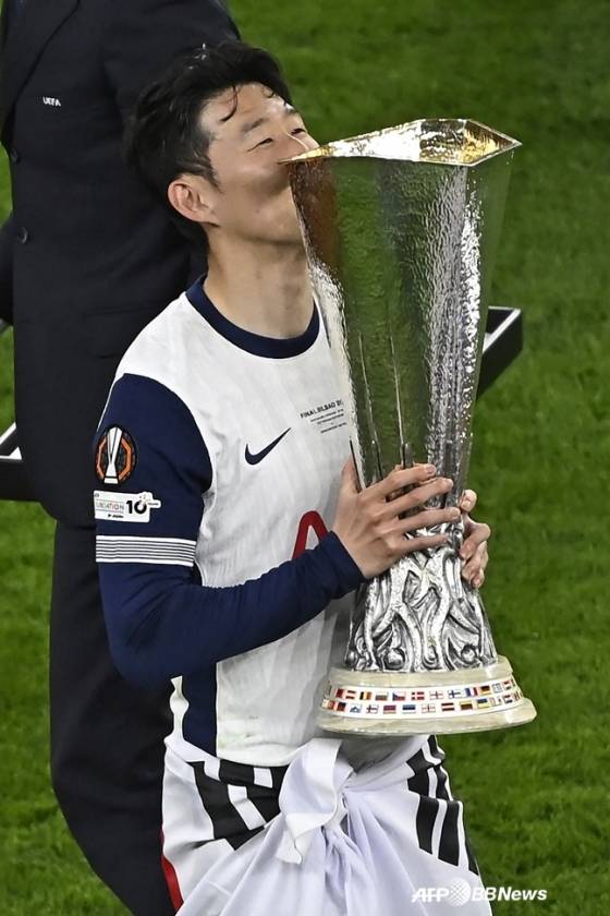 손흥민 얼마나 좋으면