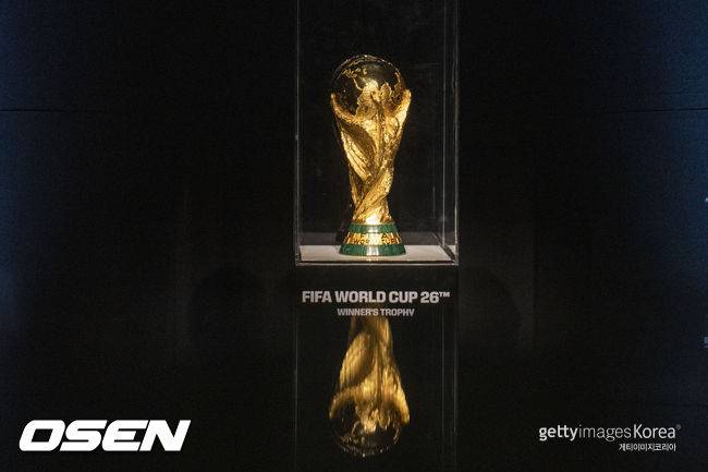 '중국 때문이야?' 48팀도 터질 지경인데...월드컵 64개국? FIFA가 진짜 미쳤다