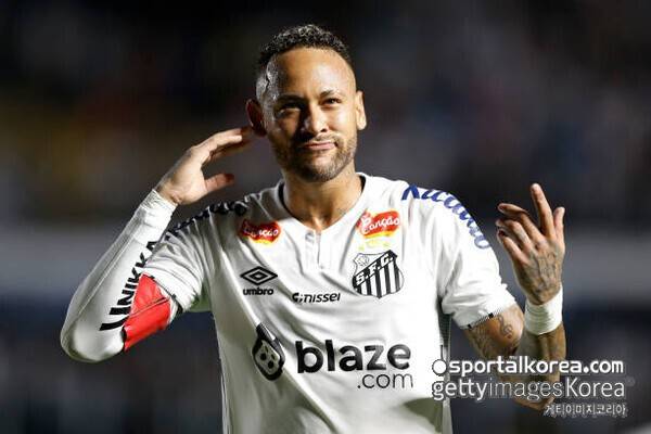 네이마르의 선택, 악몽이 됐다...2534억 포기하고 복귀했는데 산투스와 함께 나락 '강등+파산 위기'