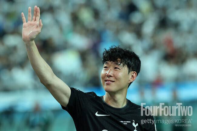 “흥민이 형이 런던 한식당 데려가 주셨어요”…토트넘 日 신입생 도운 미담 ‘일본서 폭풍 화제’