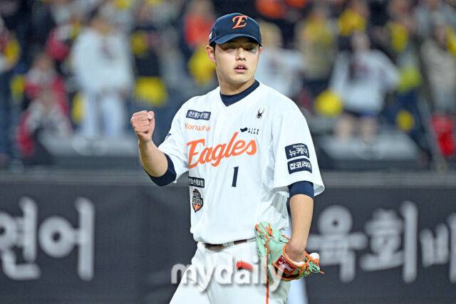 문동주는 왜 체코→일본전에 안 나왔나…140km 충격 여파? 단장님 직접 답했다