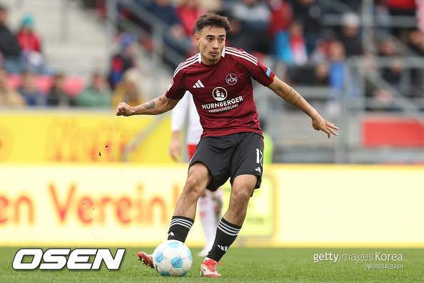 ‘홍명보 감독이 못 쓰는 걸까?’ 카스트로프, 소속팀 복귀하자마자 맹활약…묀헨글라트바흐 3-0 대승