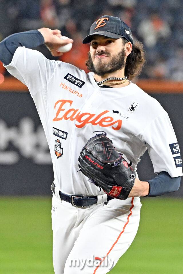 ML 구단들보다 빨랐다…'최동원상' 폰세, 멕시코 WBC 대표팀 합류