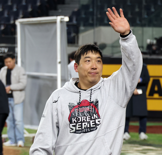 LG 박해민 속전속결 65억 계약, 김현수는 온도 차…이유는 이재원 복귀, 차이는 꾸준함?