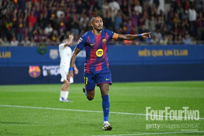 손흥민처럼 박수 칠 때 떠났어야지…'최악 부진' 살라, 결국 등 떠밀려 팀 떠나나? 리버풀, ‘발롱도르 5위’ 공격수 영입 준비 중