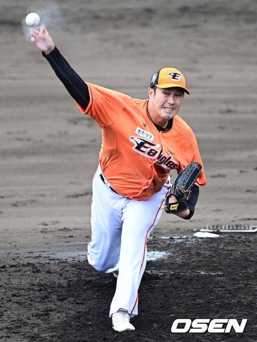 “어떻게 잊을 수 있을까” 한화 떠나는 장민재, 17년의 진심 담아 마지막 인사