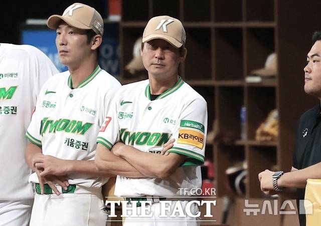 선수 팔아 현금 챙기고 팀은 꼴찌…키움을 이대로 방치할 것인가 [김대호의 야구생각]