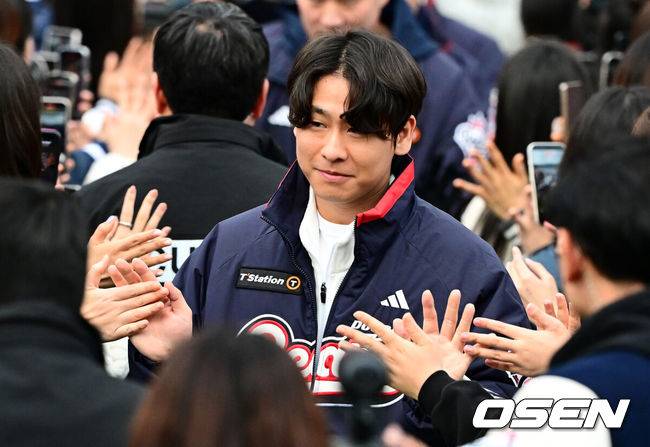 80억에 KIA→두산 택했지만…양현종 편지에 울컥+KIA 팬들 사랑에 또 울컥 “내년 광주 첫 타석 침묵이길”