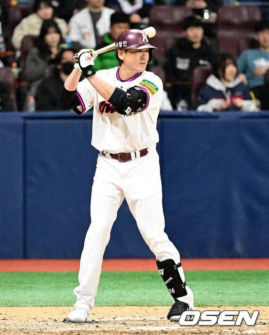 “내년에도 올해처럼 하면 은퇴해야죠” 20억 계약 마지막 앞둔 36세 베테랑, 마무리캠프 자청…초심으로 돌아갔다