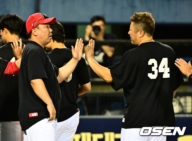 43살인데 다년 계약 깔고 간다...시간을 거스르는 최형우, 세 번째 FA도 금값이다