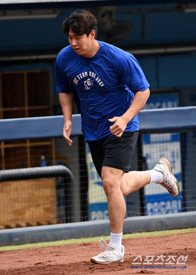 [오피셜]'꼴찌팀도 자비는 없다' 불운했던 92홈런 타자 방출, 다년 계약 내야수는 은퇴